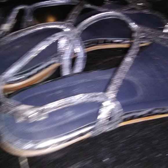 STUART WEITZMAN - Picture 8 of 8